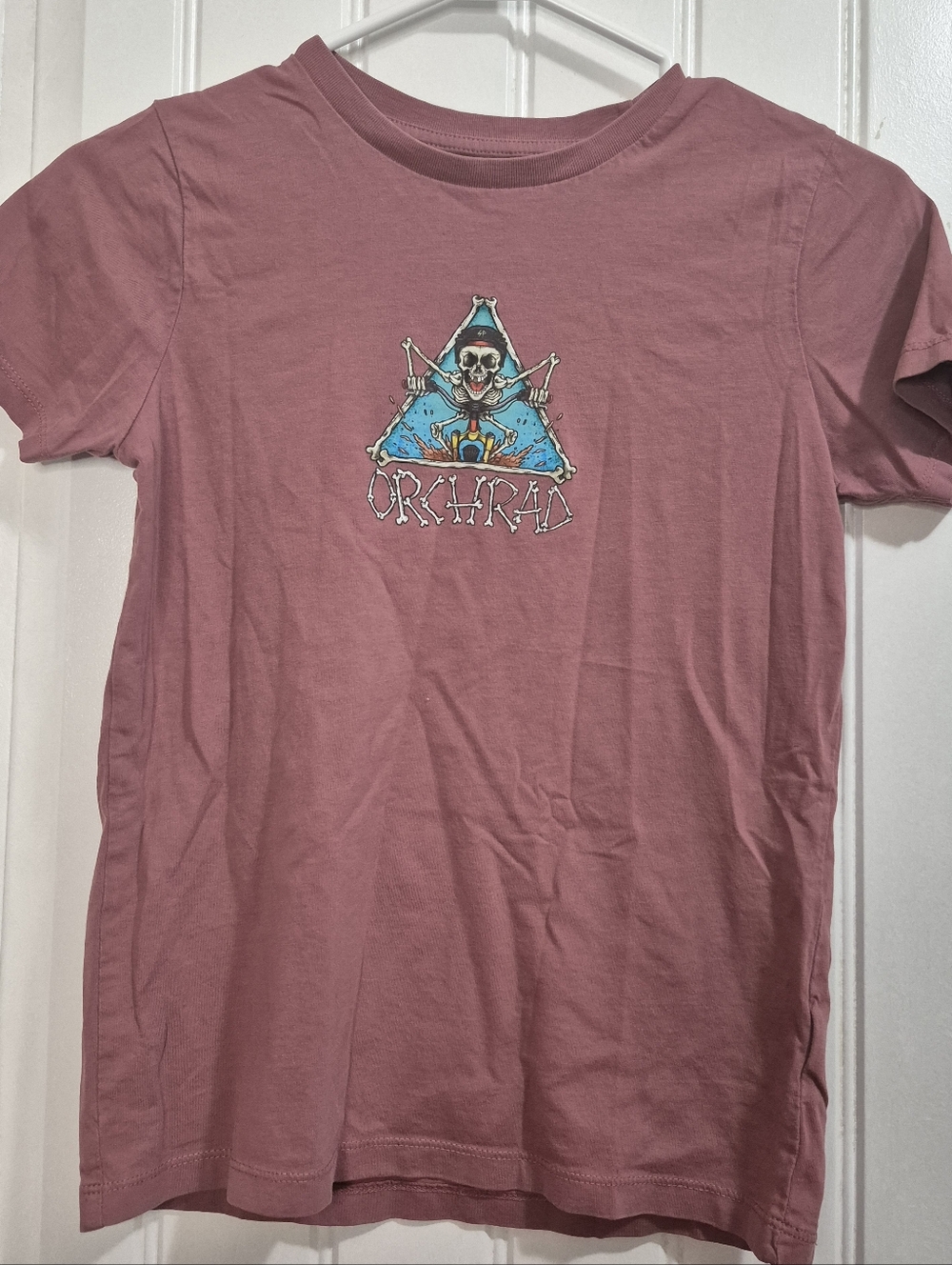 🏷Childrens Orchard Skateshop T Shirt Size 9-11 Yrs